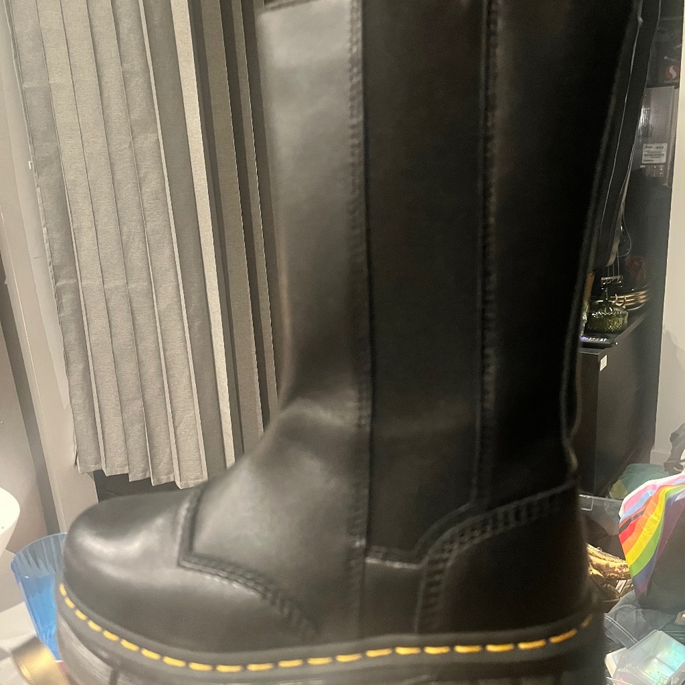 Dr Martens Platform Quad Neo Sole Chelsea Boots